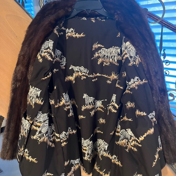 Mink Jacket - Picture 4 of 4